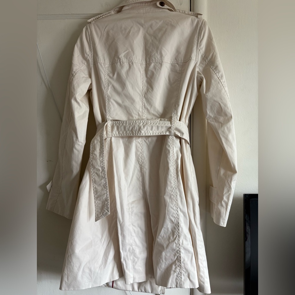 Banana Republic Cream Double-Breasted Trench Coat - Picture 4 of 9